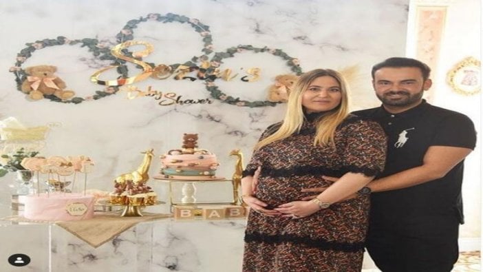 Bebek için kesenin ağzını açtı! Yalı'da "baby shower"