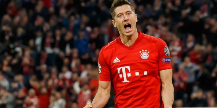 Robert Lewandowski Barcelona kadrosunda