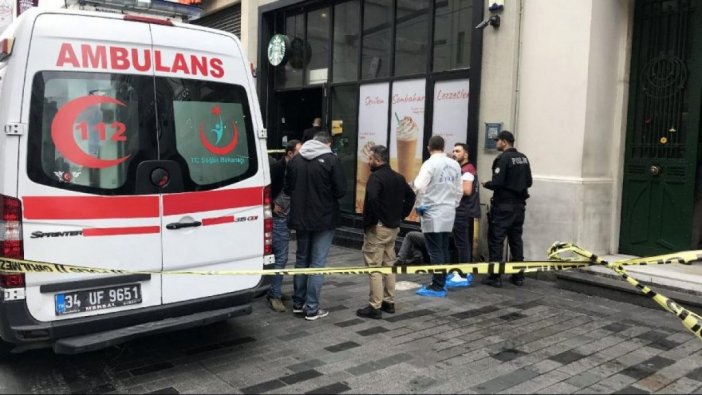 İstiklal Caddesi’nde ceset şoku