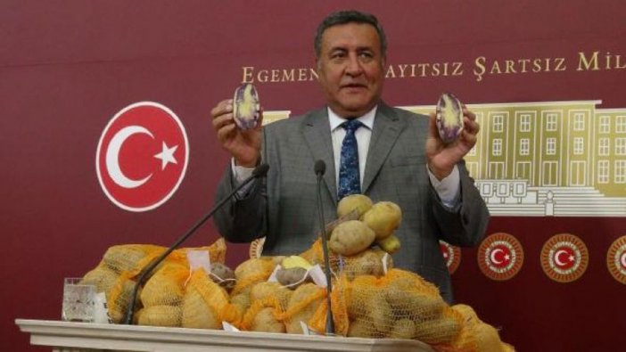 CHP'den patatesli basın toplantısı