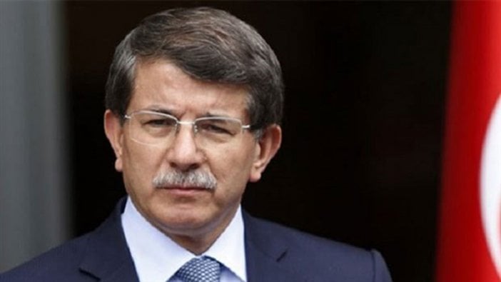 Davutoğlu mühürlenen parti binasının yeni yerini açıkladı