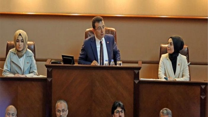 İmamoğlu'ndan AKP'li Meclis üyesine: Haddini bil sakin ol, elini de indir sakin ol