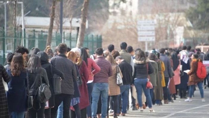 Anket sonuçları: AKP'liler de CHP'liler de güvenmiyor