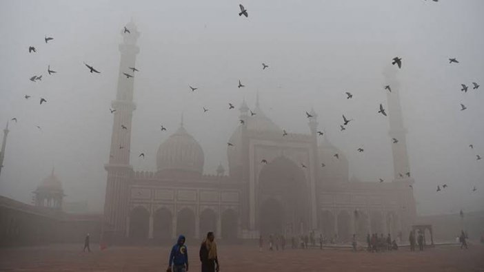 Bu da oldu: Hindistan'da 'temiz hava' parayla satılıyor