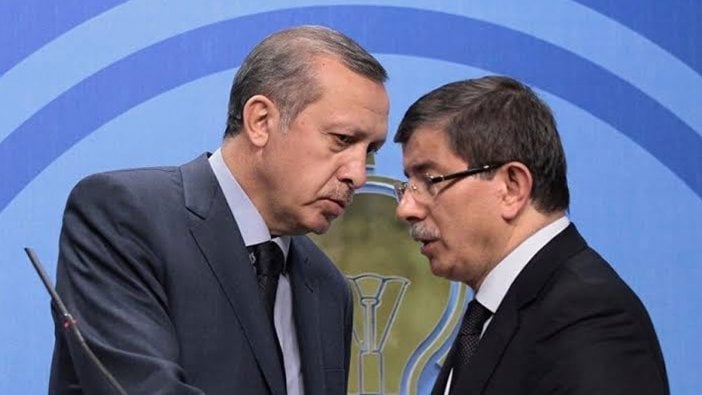 AKP'de Davutoğlu depremi devam ediyor: Bir istifa daha