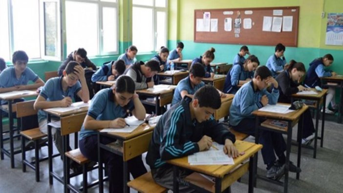 MEB'den açıklama: Lisede sınıf geçme nasıl olacak?