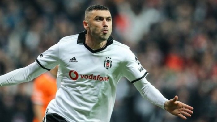 Beşiktaş, Burak Yılmaz'ın sözleşmesini uzattı