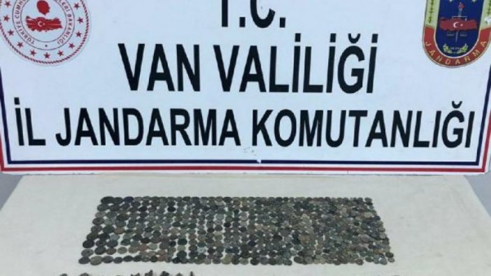 Van'da 656 tarihi eser ele geçirildi