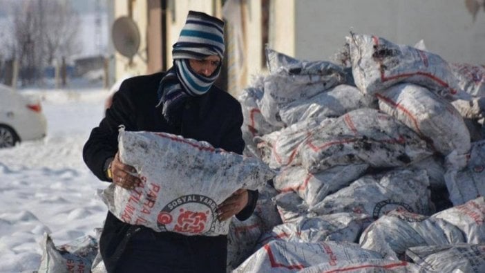 Resmi Gazete'de yayımlandı: İhtiyaç sahibi ailelere kömür yardımı yapılacak