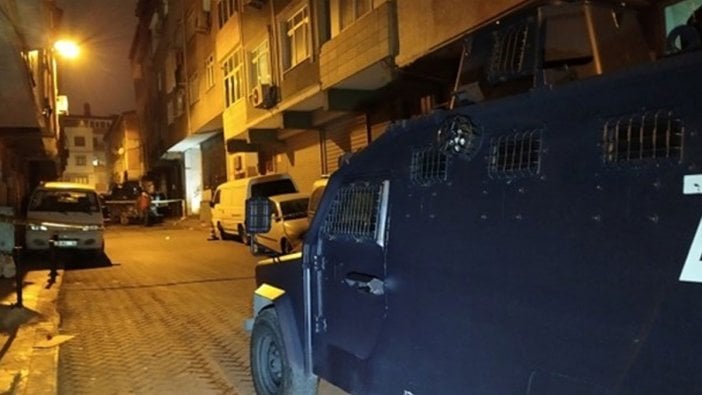 Beyoğlu'nda bir iş yerine silahlı saldırı