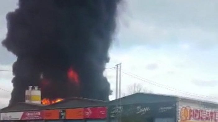 Samsun'da plastik fabrikasında yangın