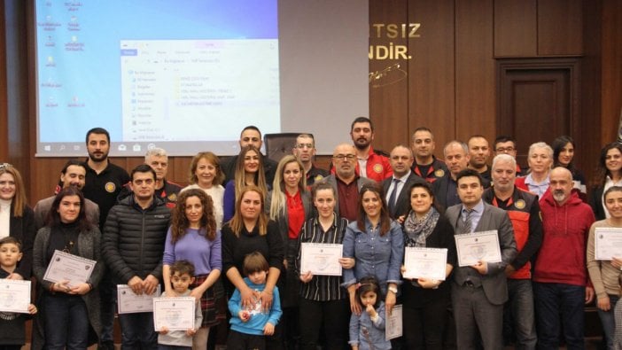 Kartal Belediyesi'nden Kreş velilerine afet ve ilk yardım sertifikası