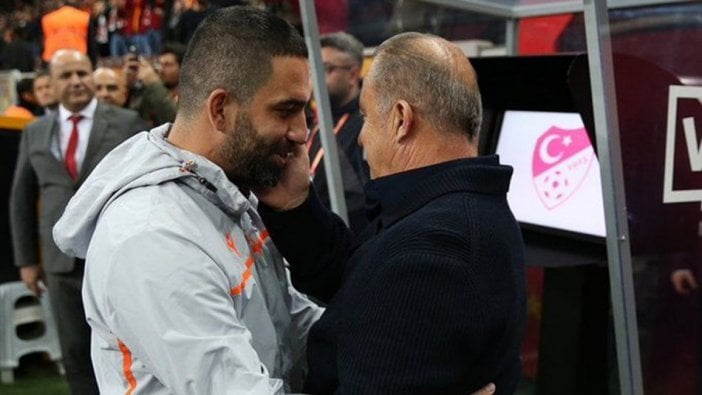 Arda Turan, Terim'den haber bekliyor