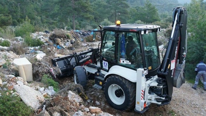 Ormandan tam 65 ton çöp çıktı