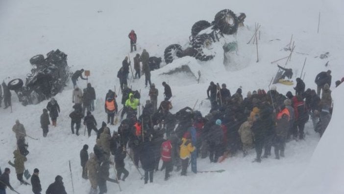 Van'da çığ altında kalan itfaiye erinin cansız bedenine ulaşıldı