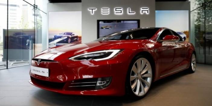 Tesla 1.1 milyon aracını geri çağıracak