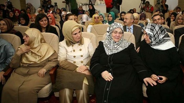 Emine Erdoğan, Şule Yüksel Şenler adına vakıf kurdu