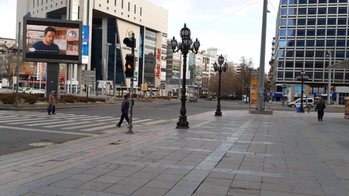 'Evde Kalın' çağrılarının ardından Başkent Ankara'dan görüntüler