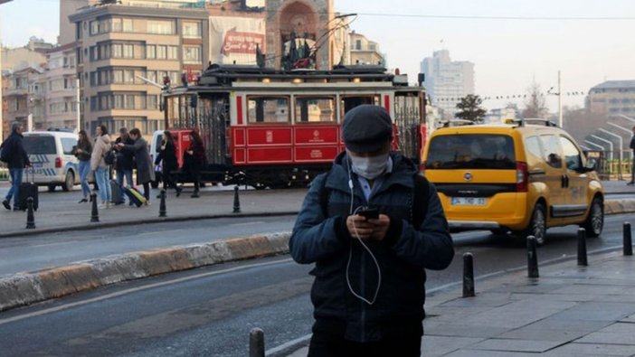 Türkiye'de Covid-19 kaynaklı can kaybı 2 bin 992'ye yükseldi