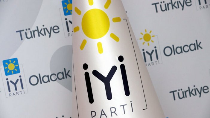 İYİ Parti'de toplu istifa