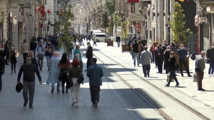 Bilim Kurulu Üyesi Özkan'dan İstanbul, İzmir ve Ankara için normalleşme açıklaması