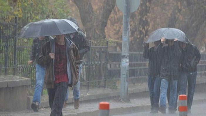 Meteoroloji'den İstanbul için sağanak yağış uyarısı