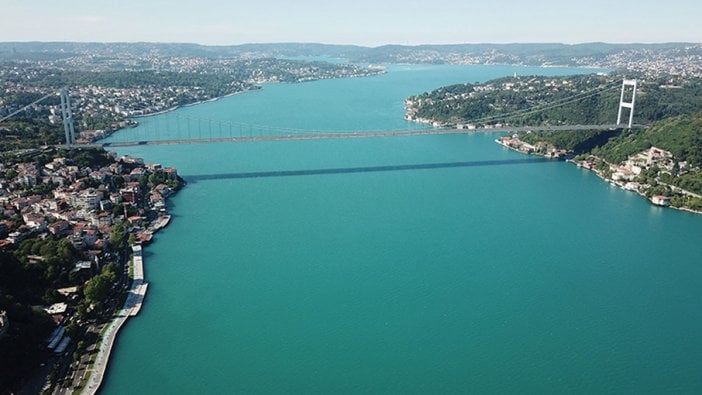 İstanbul Boğazı neden turkuaza büründü?