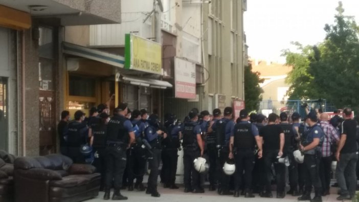 Madımak anmasına polis müdahalesi