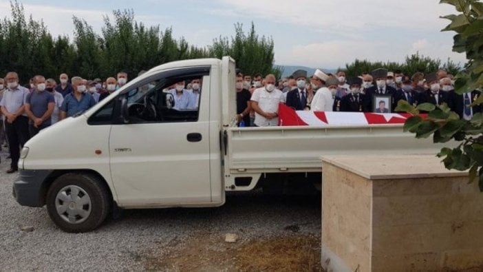 Kıbrıs gazisinin naaşını kamyonet kasasında taşıdılar, musalla taşına koymadılar