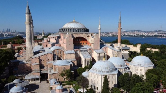 Ayasofya'da 'ilk namaz' hazırlıkları