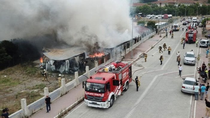 İşçilerin kaldığı konteynerlerde yangın