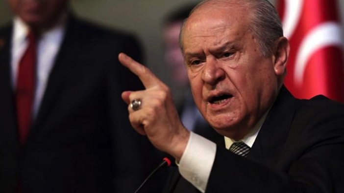 Bahçeli'nin imzasıyla MHP ilçe başkanlığı feshedildi