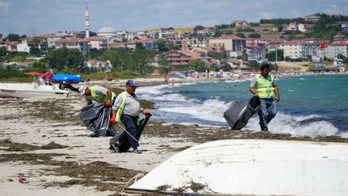 Tatilciler gitti: 500 ton çöp kaldı