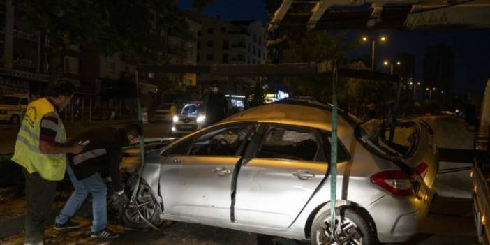 Trafik kazasında yaralanan arkadaşlarını olay yerinde bırakıp kaçtılar