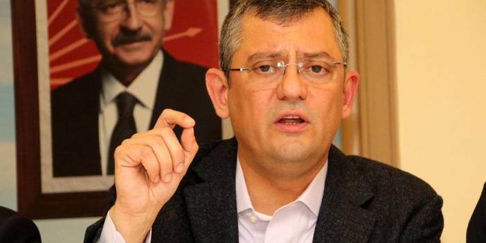 CHP'li Özgür Özel: Tiyatroda, konserde, sergide bulaşan virüs Erdoğan'ın etkinliğinde bulaşmıyor