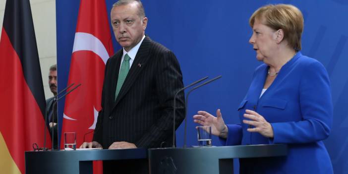 Erdoğan, Merkel ile görüştü 