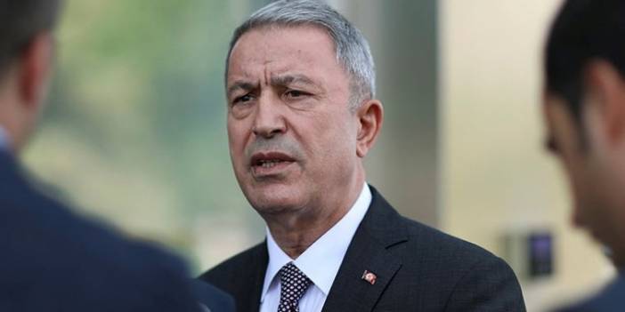 Hulusi Akar: Macron problemlerin üzerine benzin döküyor