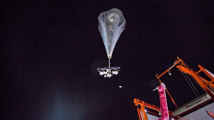 Google, Porto Riko'ya uçan balondan hücresel internet verecek