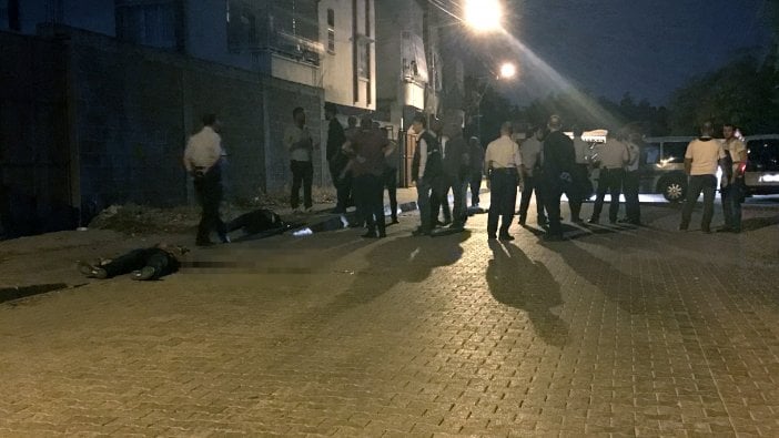 Adana'da silahlı saldırı: 2 ölü, 1 ağır yaralı