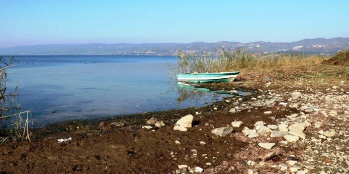 Sapanca Gölü'nde su seviyesinde dikkat çeken düşüş