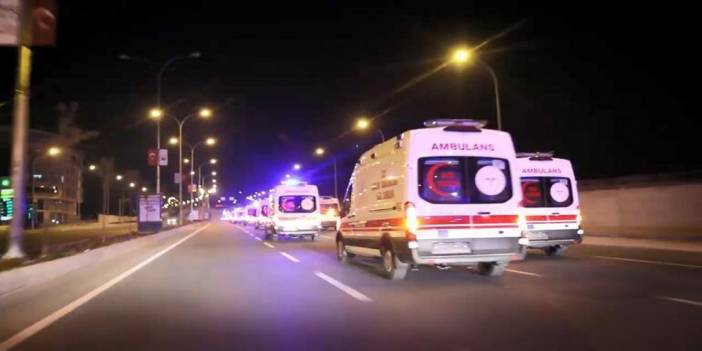 Ambulans kaza yaptı: Ölü ve yaralılar var!