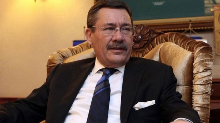 Melih Gökçek: Erdoğan'ın emrine uyarak istifa ediyorum