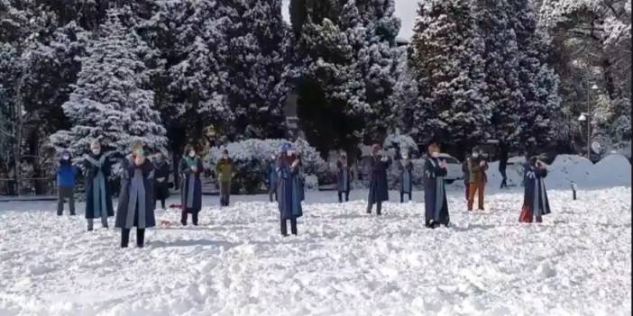 Kar engellemedi: Boğaziçili akademisyenler eyleme devam etti