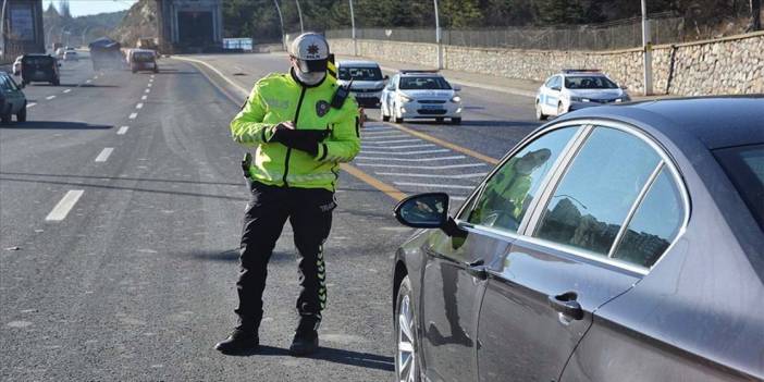 3 bin 549 araç, motosiklet ve traktör trafikten men edildi