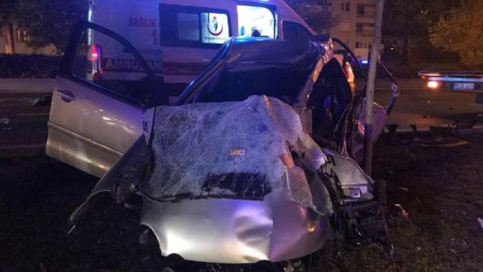 İzmir'de göreve giden polisler kaza yaptı: 2 şehit 3 yaralı