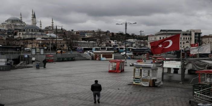 Kısıtlamasız ilk cumartesinin ardından uzmanlardan uyarı: Pandemi böyle asla bitmez