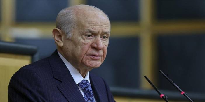 Bahçeli gazetecileri hedef aldı