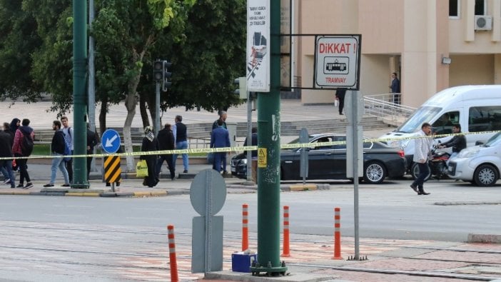 Gaziantep Valiliği önünde bomba paniği