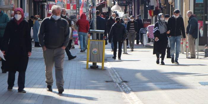 Çok yüksek riskli ilin Valisi uyardı: Kesinlikle dışarı çıkmayalım