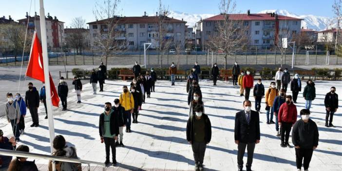 Erzincan’da uzaktan eğitime geçiş kararı alındı